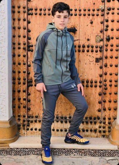 UNDER ARMOUR كيطمة ولاد  بلقب