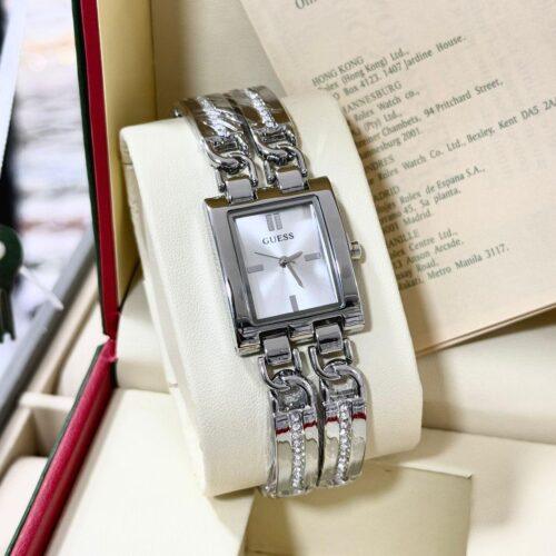 Montre GUESS Femme – Élégance à petit prix